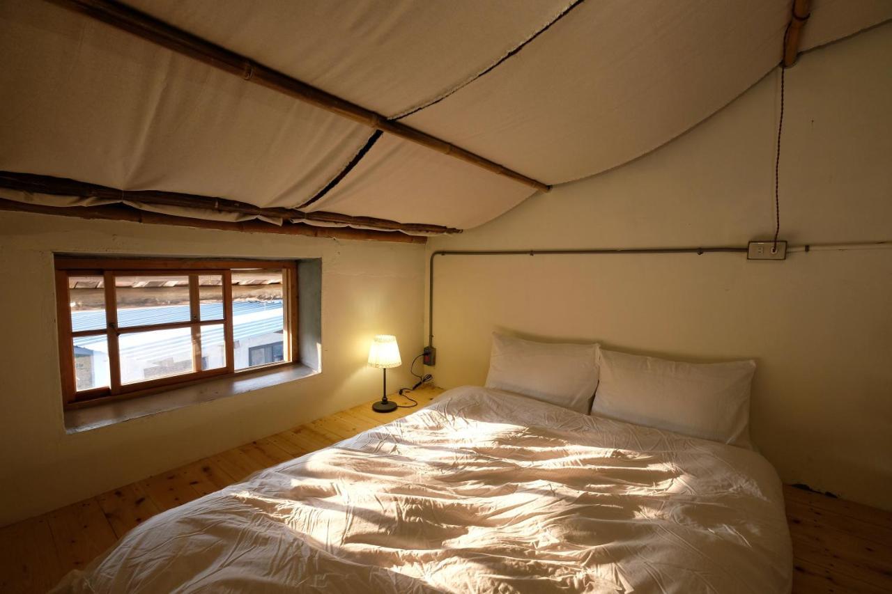 香蕉與黑膠 Yellow And Black Guest House Mei-nung 외부 사진